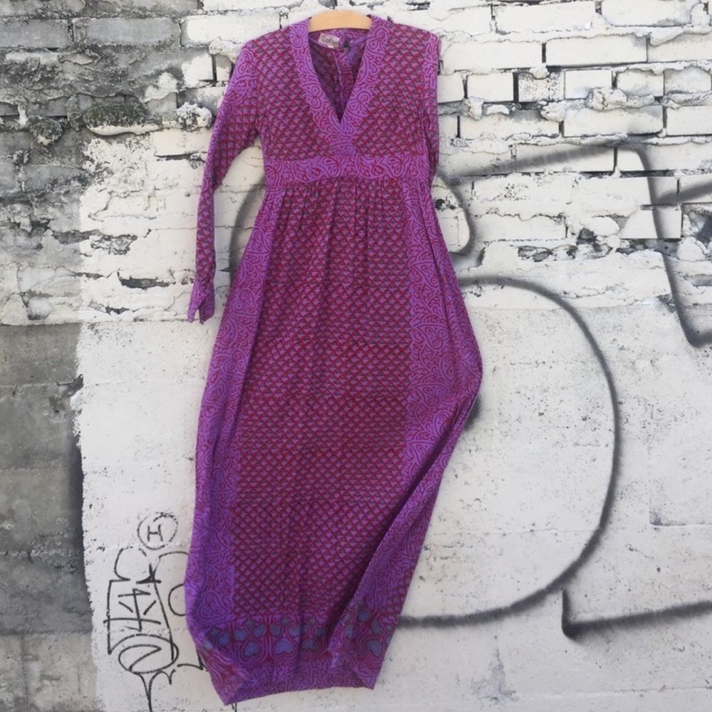 VINTAGE // ONE OF A KIND GEM FROM INDIA